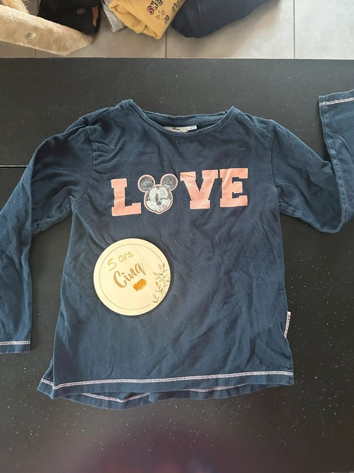 TEE shirt Minnie 5ans