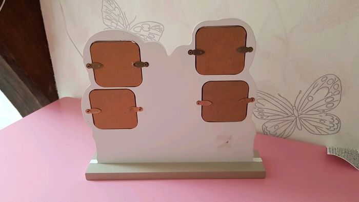 Petit cadre photo (pour 4 petites photos style photos d'dentitées) - photo numéro 4