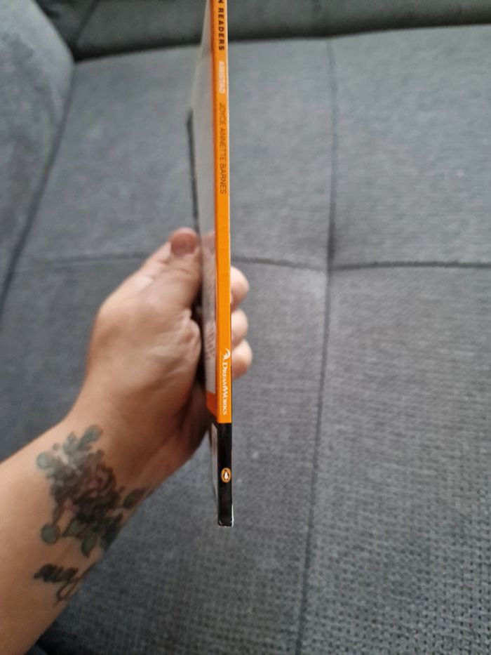 Livre en anglais "Amistad" - photo numéro 9