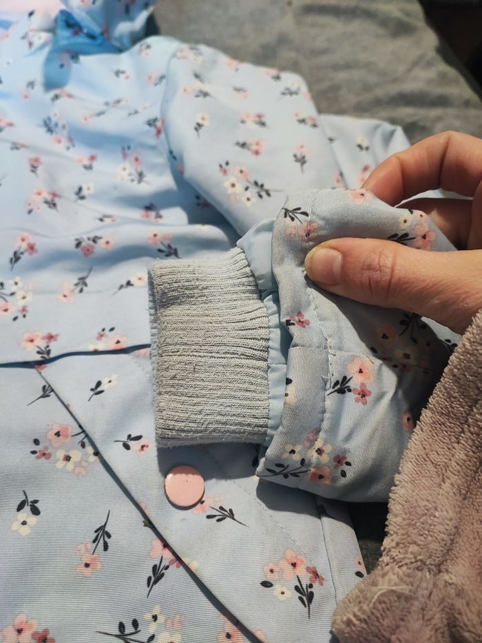 Blouson imperméable et polaire à l'intérieur Primark taille 5-6 ans - photo numéro 4