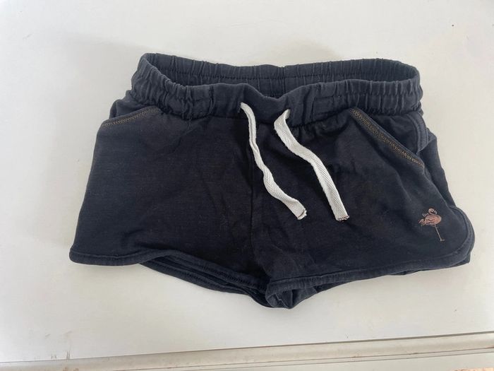 Lot vêtements fille 4 et 5 ans - photo numéro 7