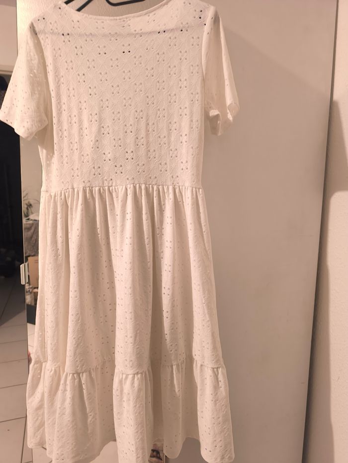 Robe, printemps été de la marque Villa - photo numéro 8