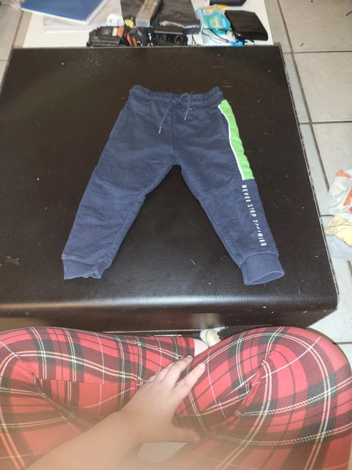 Jogging bleu marine et vert 3 ans orchestra