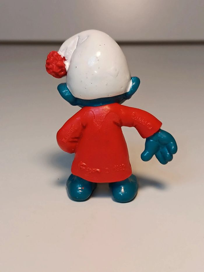Figurine vintage 1982 Schtroumpf dormeur schleich peyo W.germany - photo numéro 3