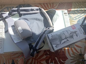 Porte bébé avec assise