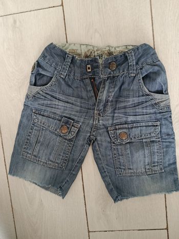 Short 4 ans