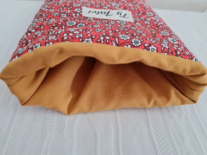 Pochette de protection pour livre ou liseuse petit format - photo numéro 3