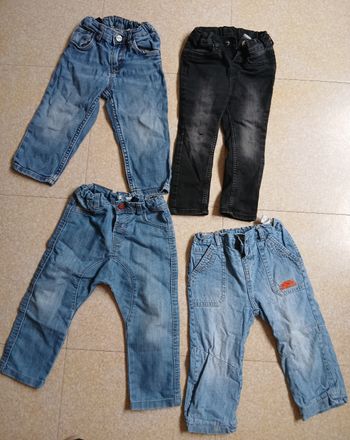 Lot jeans garçon 18mois 