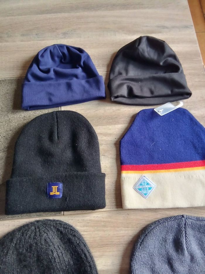 Lot bonnets - photo numéro 2