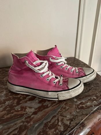 Converse hautes roses taille 38
