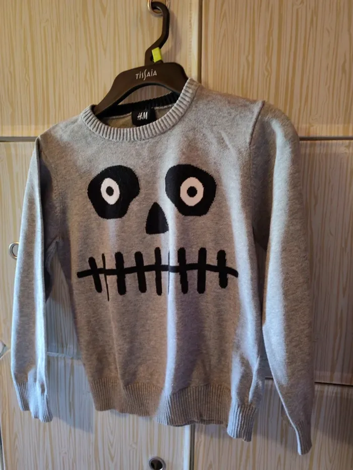 Pull tête de mort