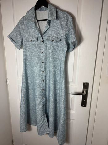 Robe manches courtes