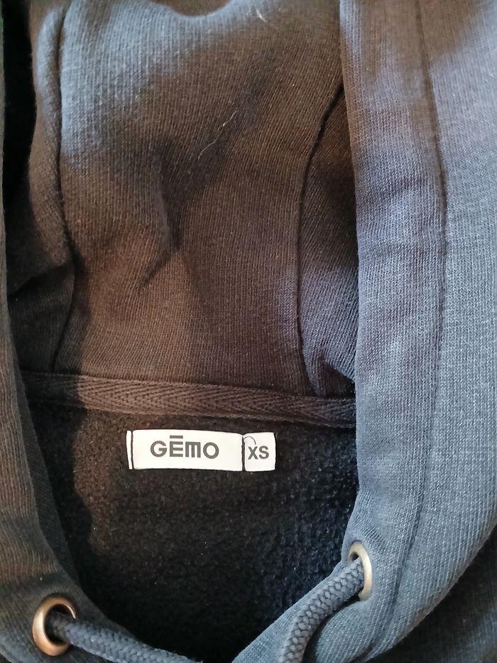 Sweat XS - photo numéro 3