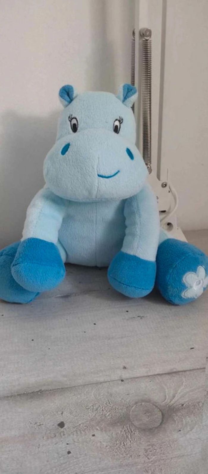 Hippopotame en peluche