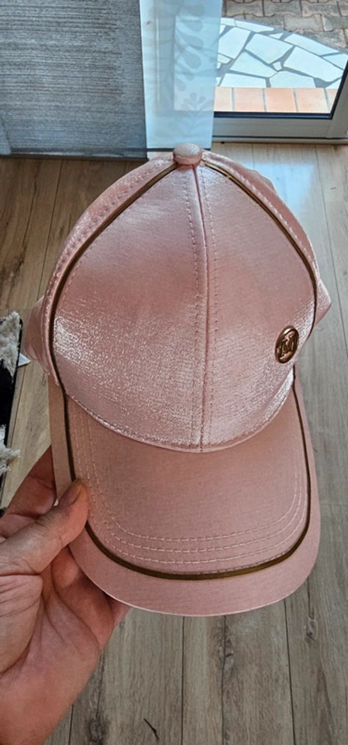 Casquette - photo numéro 2