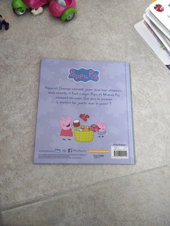 Peppa pig range sa chambre - photo numéro 2