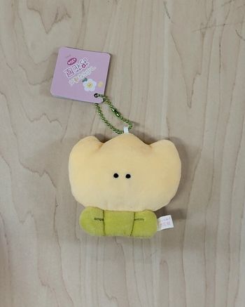 Porte-clefs Peluche Tsuburana hitomi "Fleuriste" : Tulipe jaune