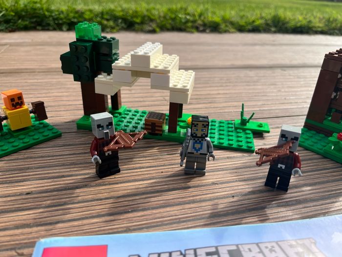 Lego l avant poste des pillards - photo numéro 3