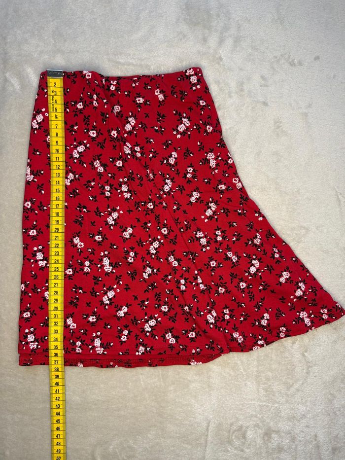 Jupe rouge à fleurs PrettyLittleThing - Taille 36 (S) - photo numéro 4