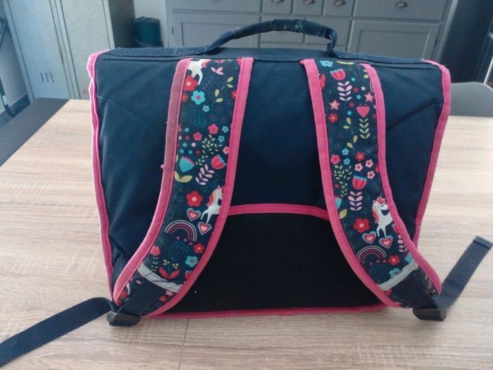 Cartable - photo numéro 2