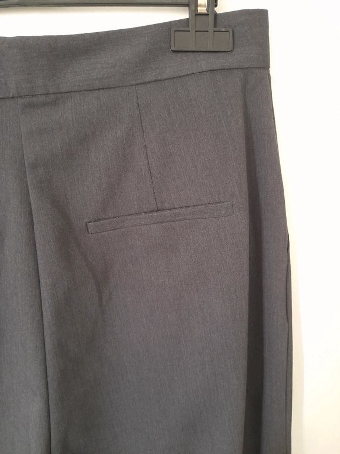 Pantalon tailleur large gris - photo numéro 3