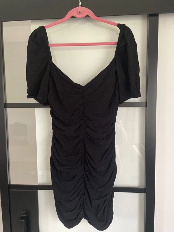 Robe noire