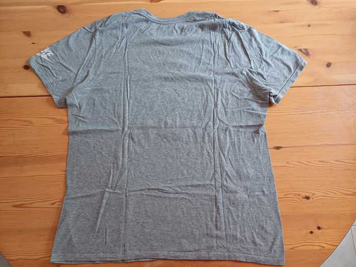 Tee-shirt Nike - photo numéro 2