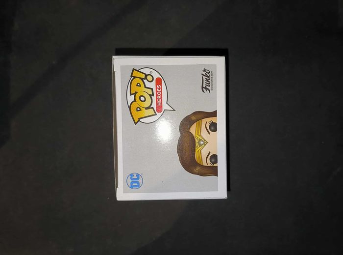 Figurine Funko Pop / Wonder Woman 226 / Dc Comics / Limited Edition - photo numéro 5