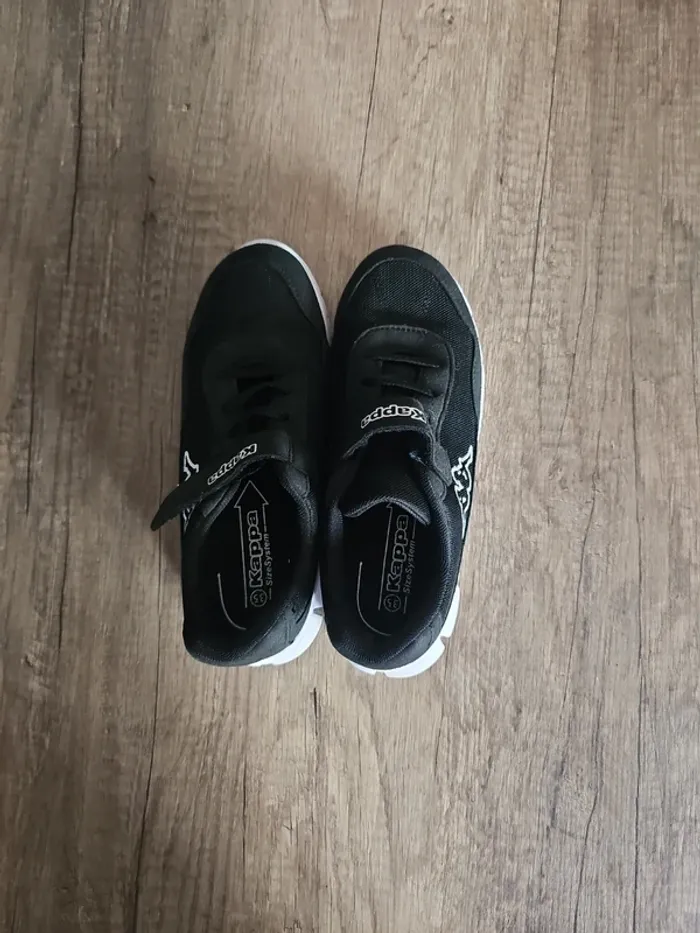 Basket pour garçon pointure 35 marque kappa