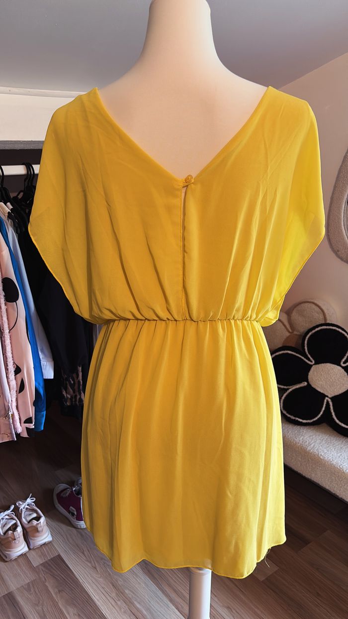 Robe légère jaune Made In Italy T38/40 - photo numéro 2