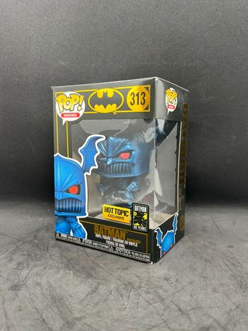 Funko pop Batman 313 hot topic