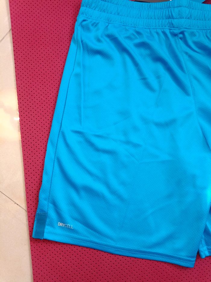 Short de foot Italie, Puma Authentique Officiel taille Adulte S, Neuf - photo numéro 11