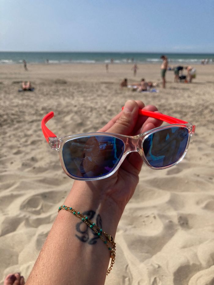 Lunettes de soleil - photo numéro 6