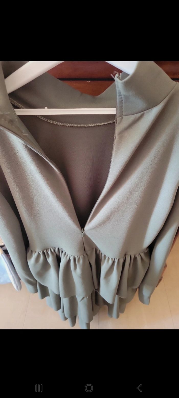 Jolie robe buste - photo numéro 4