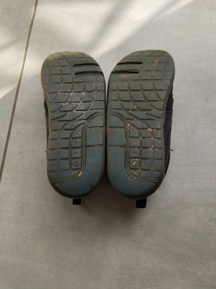 Baskets Nike air max noires 35 - photo numéro 6