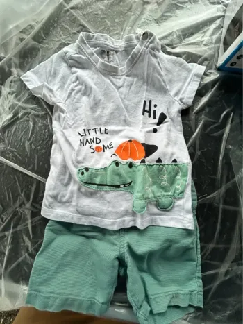 Ensemble été crocodile