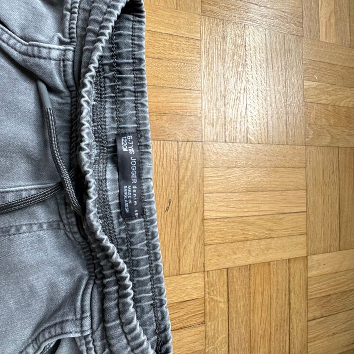 Lot 3 paire jeans garçon 6-7 ans - photo numéro 3