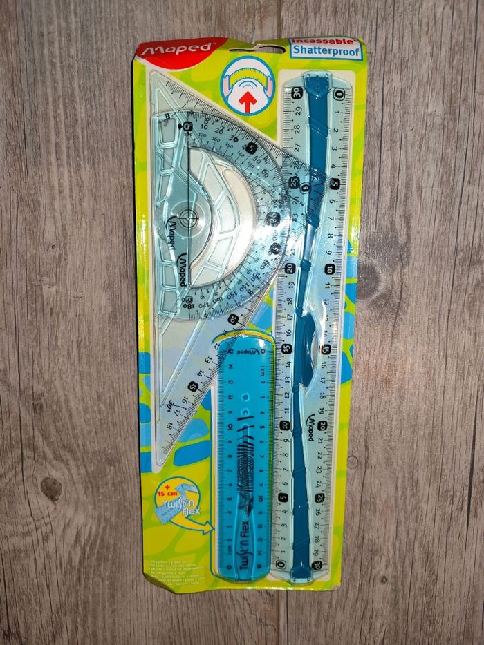 Set de 4 pièces Maped neuf