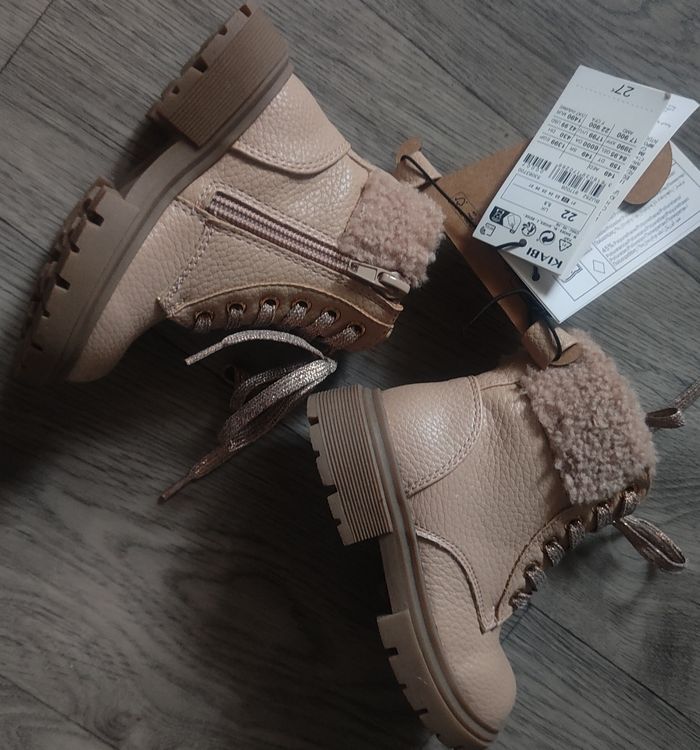 Bottines fourrées taille 22 - photo numéro 5