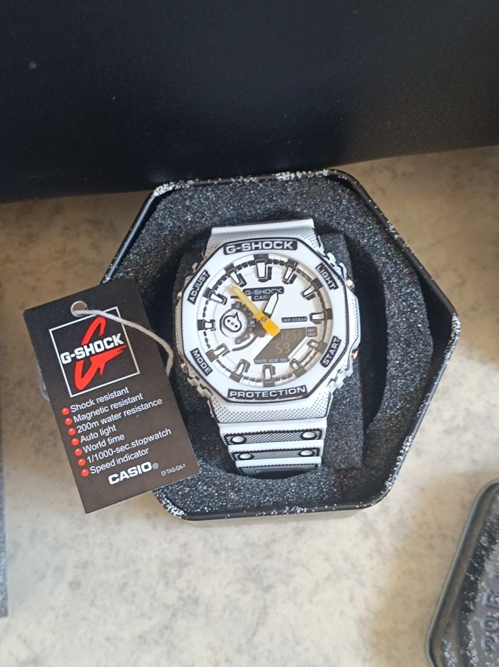 G-Shock Casio montre Noir et Blanche Neuve
