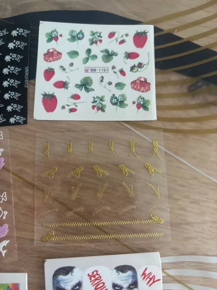 Lot stickers ongles - photo numéro 6