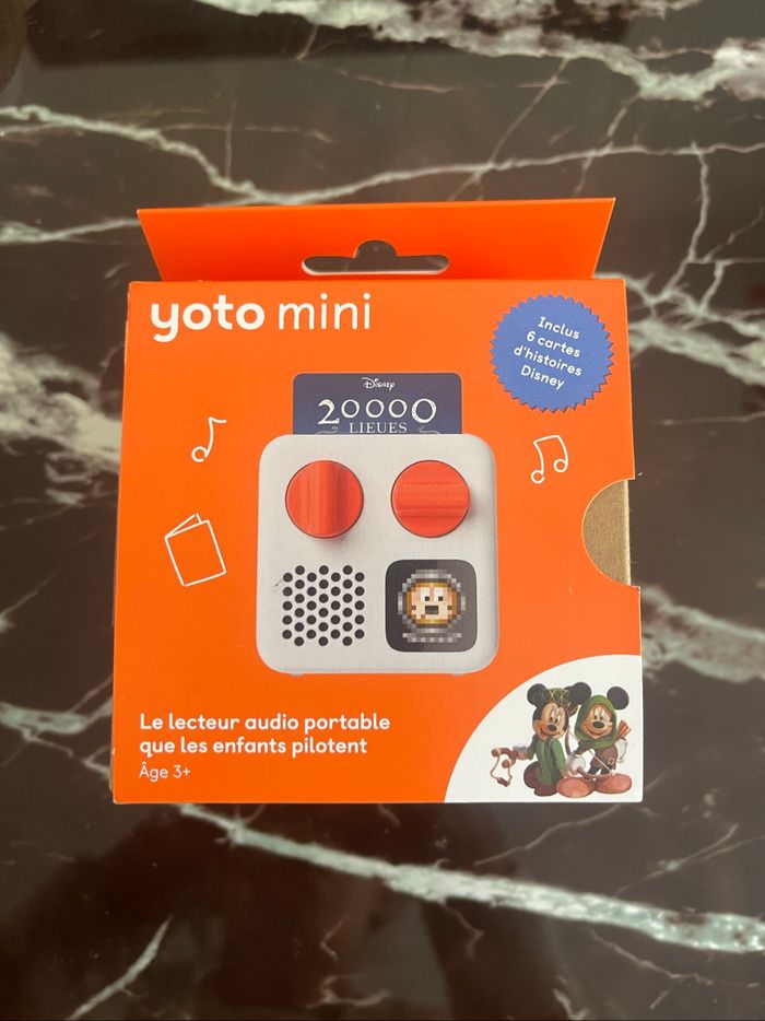 Yoto mini et pack de cartes Les classiques de la littérature avec Mickey et ses amis exclusivité