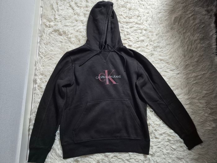 Sweat Calvin Klein noir - Taille M - Très bon état - photo numéro 4
