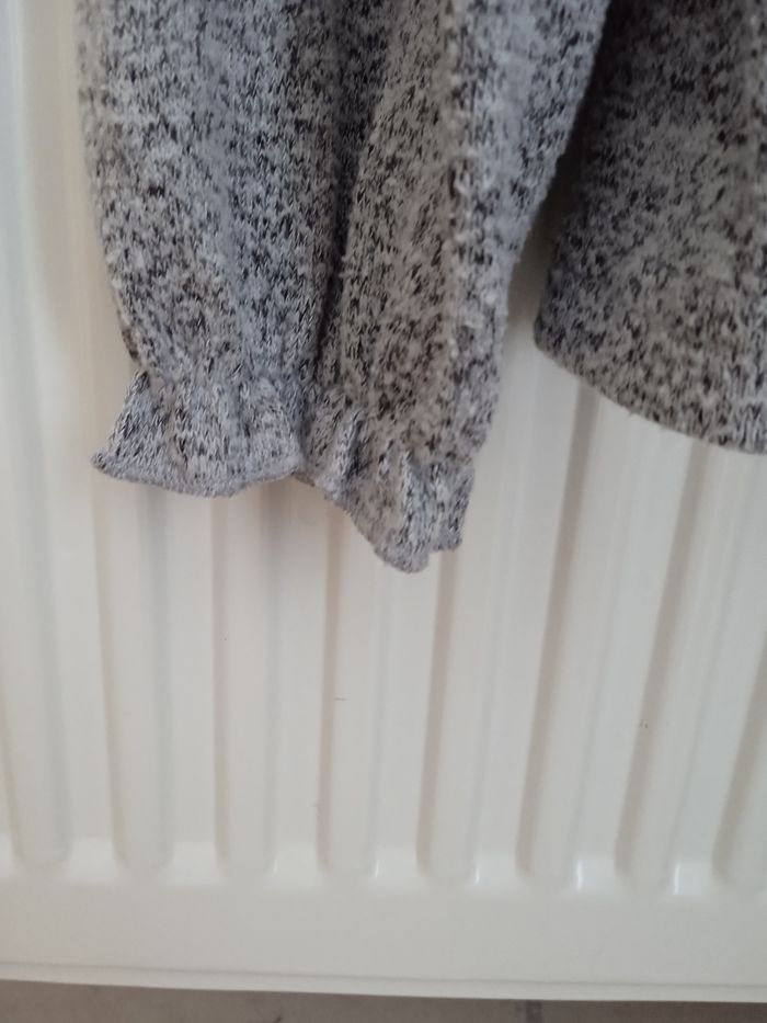 Pull gris sequin Kiabi 12 ans - photo numéro 3