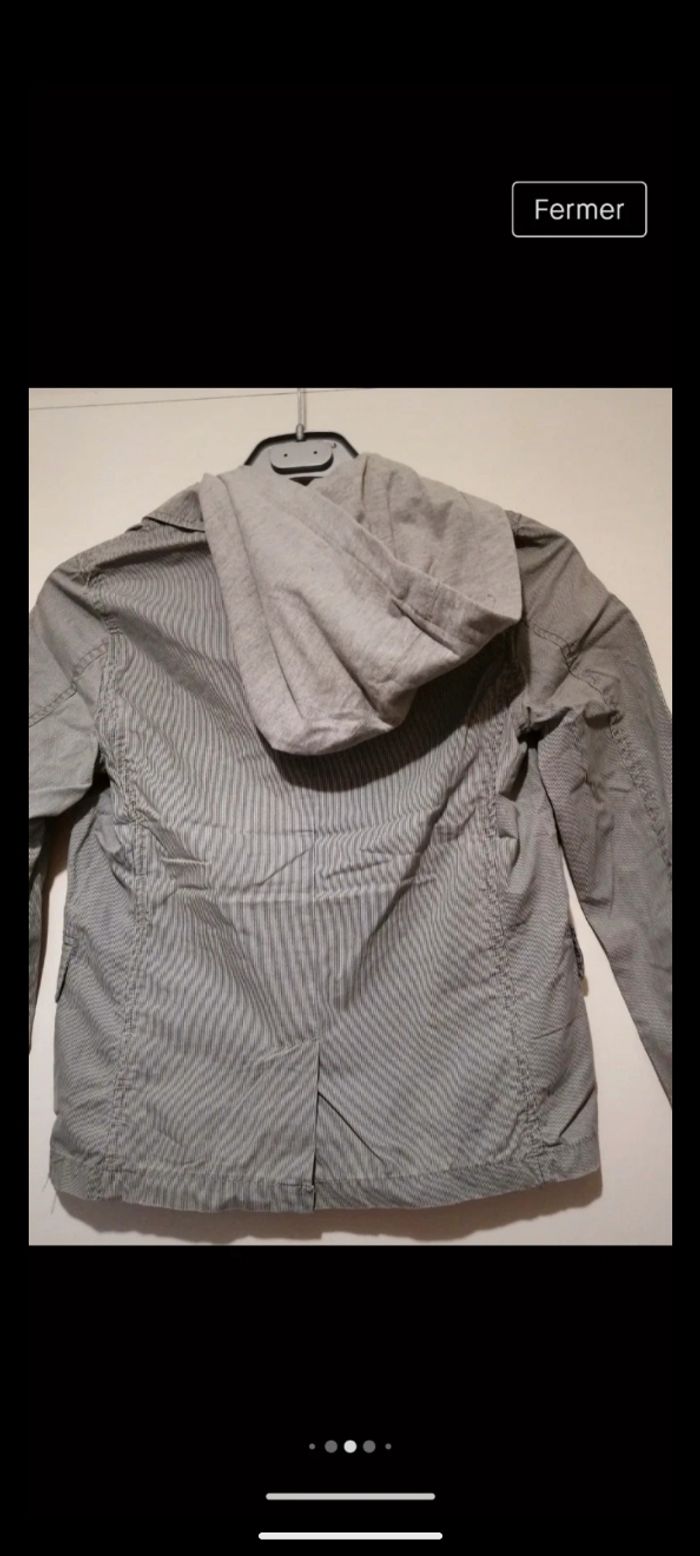 Magnifique manteau CFK chic et élégant. Taille 10 ans - photo numéro 3