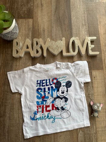 - Tee shirt Disney   - 9 mois - Très bon état
