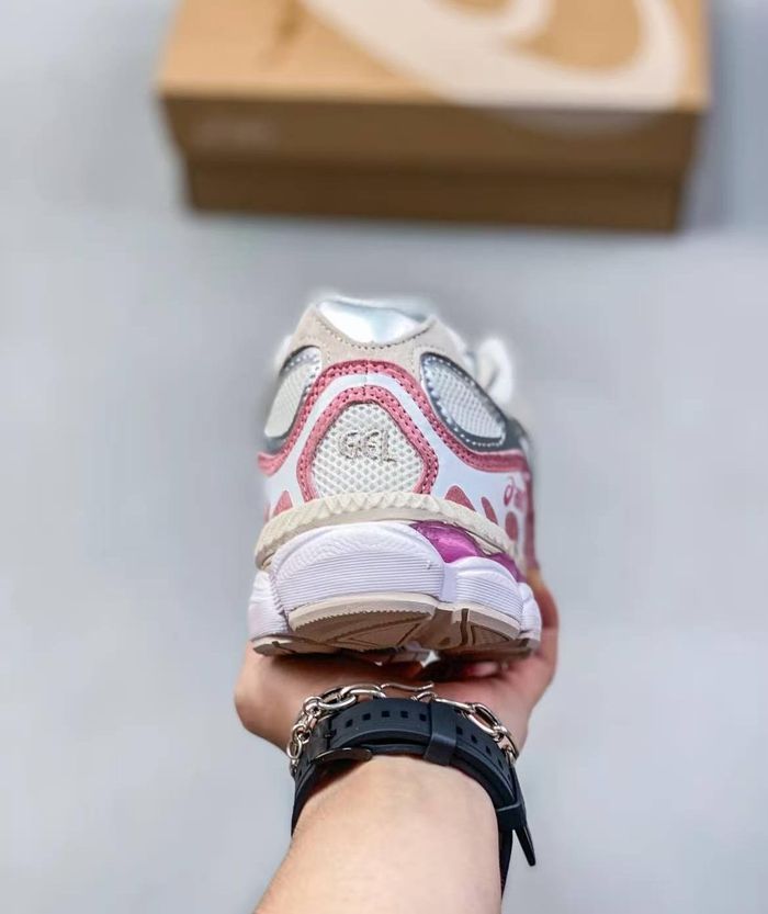 Asics Gel Nyc rose beige/cream taille 39.5 - photo numéro 4