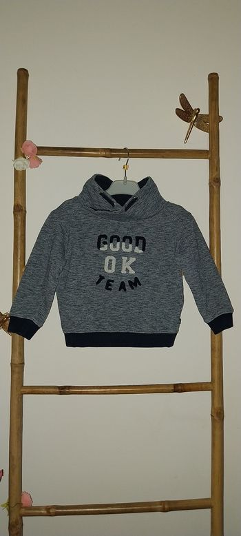 Sweat/ Pull gros col Okaidi Excellent état 2 ans