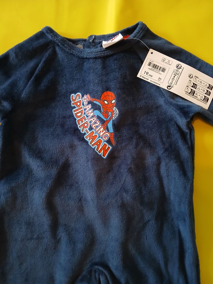 pyjama chaud en velours garcon spiderman marvel 3 mois - photo numéro 2