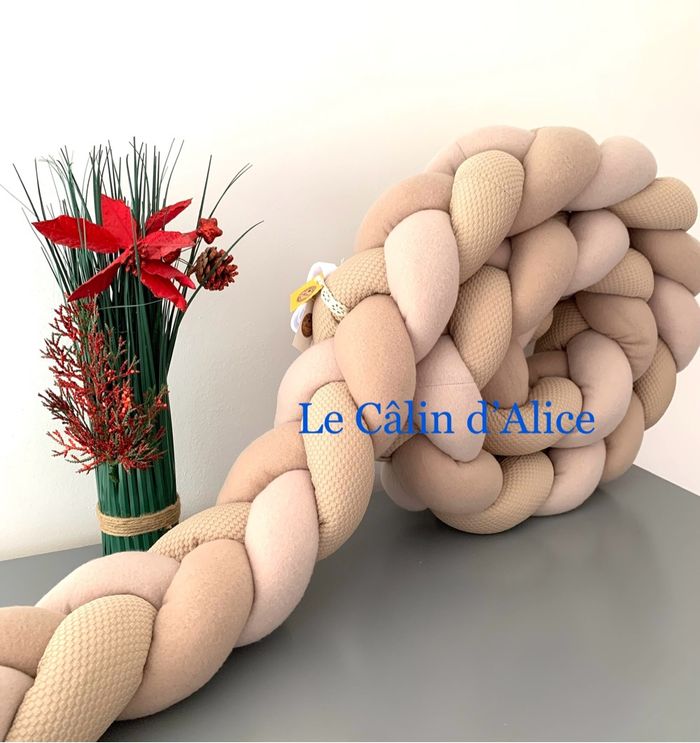 Tresse de lit 3m neuve fait main